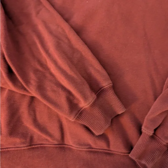 American Eagle Oversized Burgundy Crewneck - Picture 2 of 5